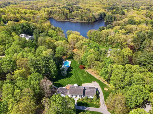 105 Old Corner RD, Bedford, NY 10506