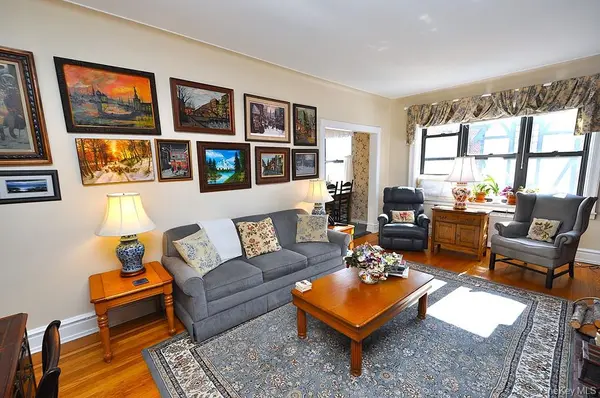 143 Garth RD #4D, Scarsdale, NY 10583
