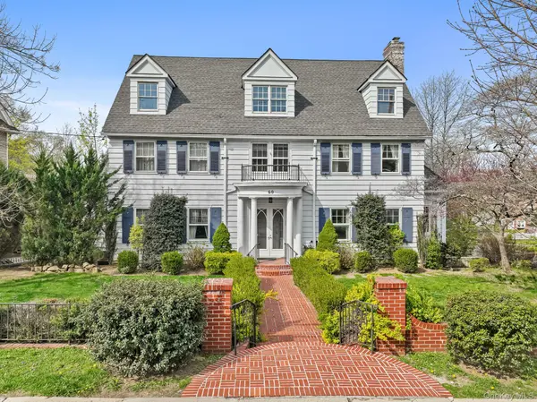 60 Greenridge AVE, White Plains, NY 10605