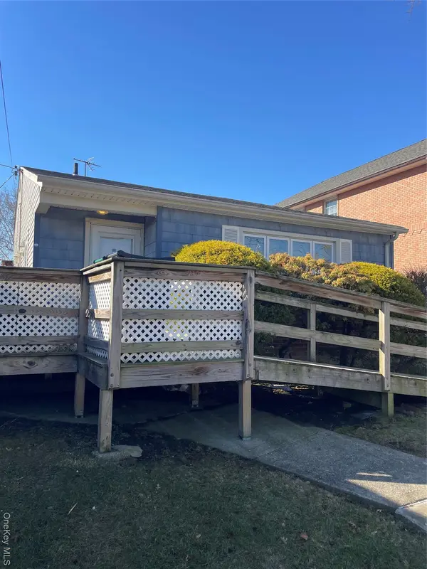 15458 20th RD, Whitestone, NY 11357
