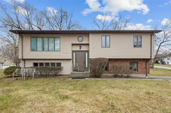 1 Darby RD, Airmont, NY 10952