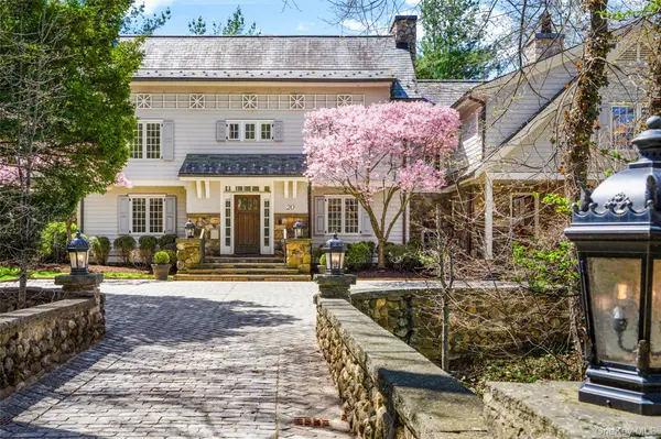20 Oxford RD, Scarsdale, NY 10583
