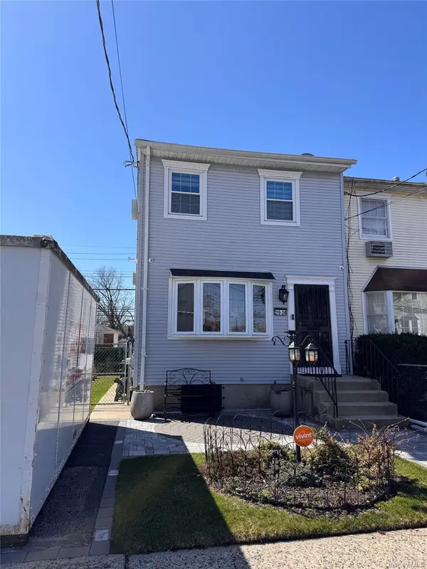21924 Alecia AVE, Laurelton, NY 11413