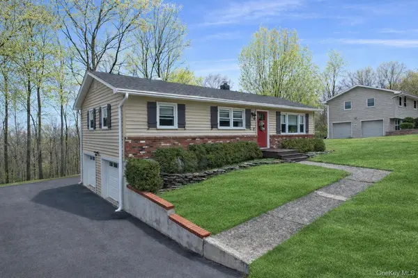 40 Poplar DR, Monroe, NY 10950