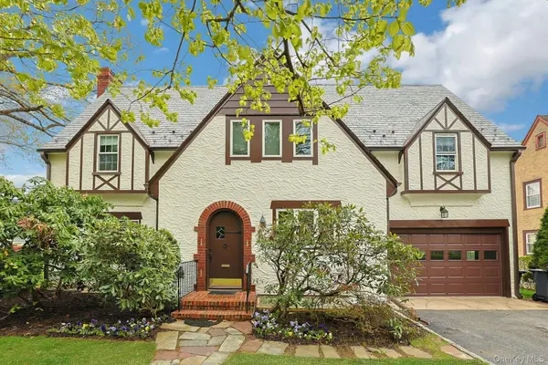 120 Harvard DR, Hartsdale, NY 10530