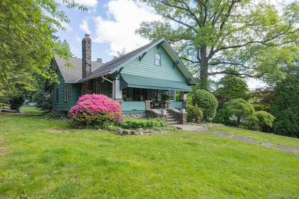 64 Mountainview AVE, Pearl River, NY 10965