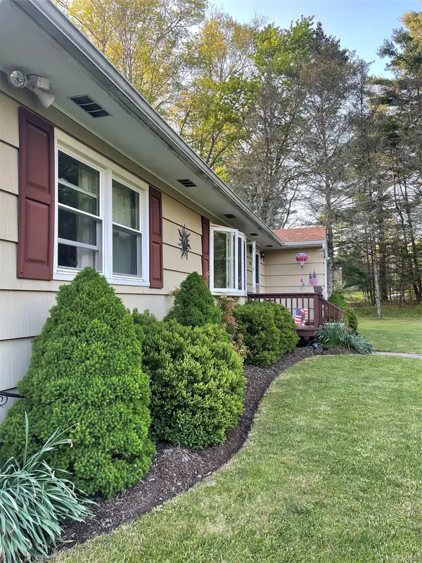 1222 Sackett Lake RD, Forestburgh, NY 12777
