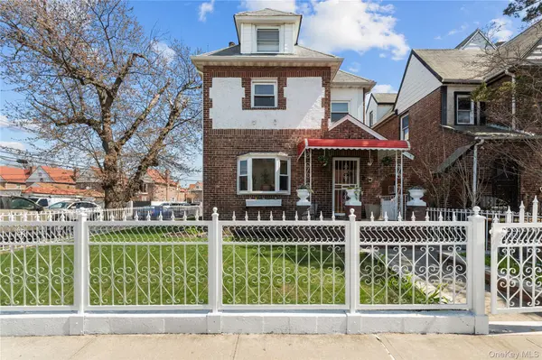 13301 226th ST, Laurelton, NY 11413