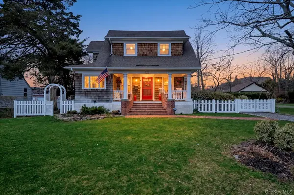 125 S Bayview AVE, Amityville, NY 11701