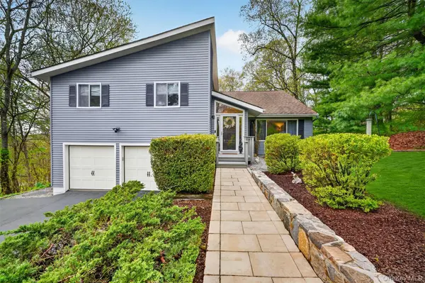 25 Di Rubbo DR, Cortlandt Manor, NY 10567
