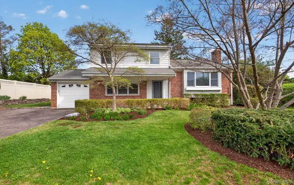 9 Eldridge PL, Glen Cove, NY 11542
