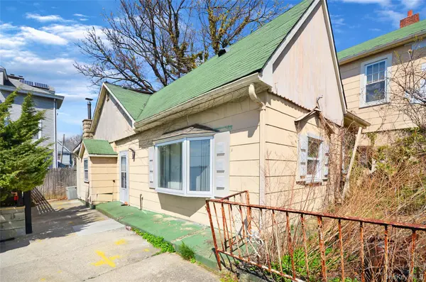 99 Rochelle ST,  Bronx,  NY 10464