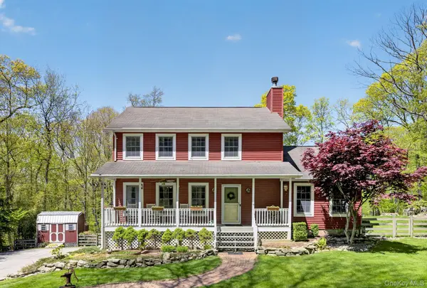 35 Crest RD, Cold Spring, NY 10516