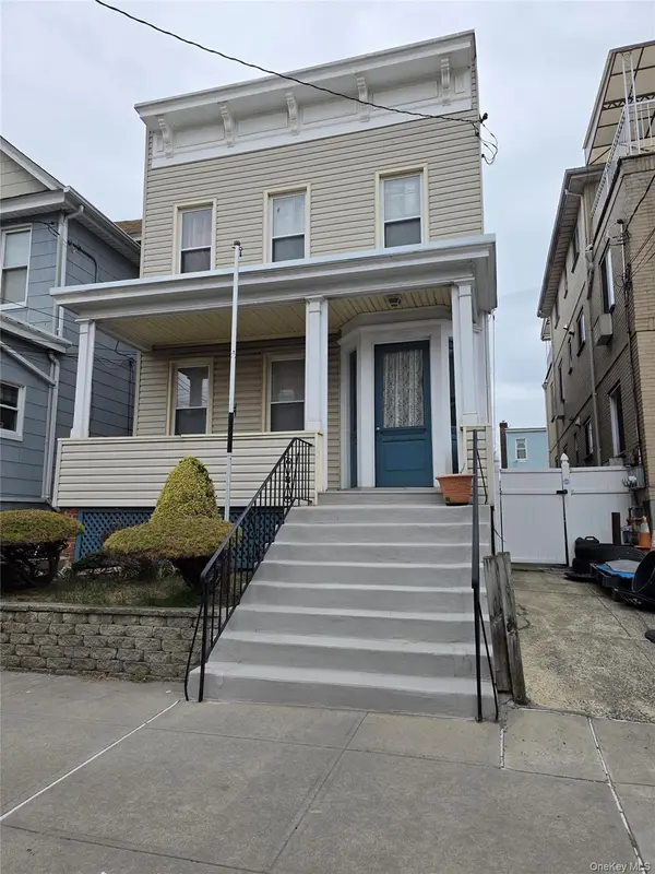 2215 120th ST, College Point, NY 11356