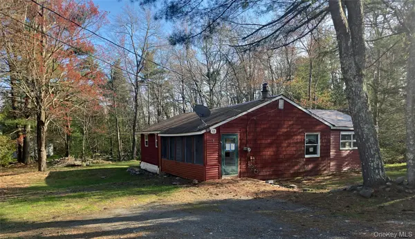12 Casey LN, Wurtsboro, NY 12790