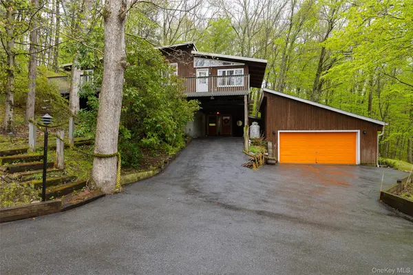 112 Old Sylvan Lake RD, Hopewell Junction, NY 12533