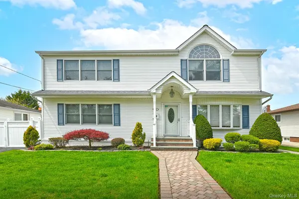 53 S 3rd ST, Bethpage, NY 11714