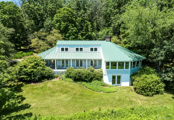 3778 State Route 82,  Ancramdale,  NY 12503