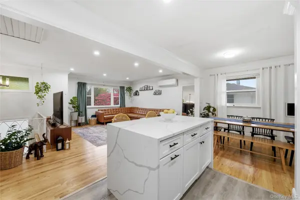229 New York AVE, Bay Shore, NY 11706