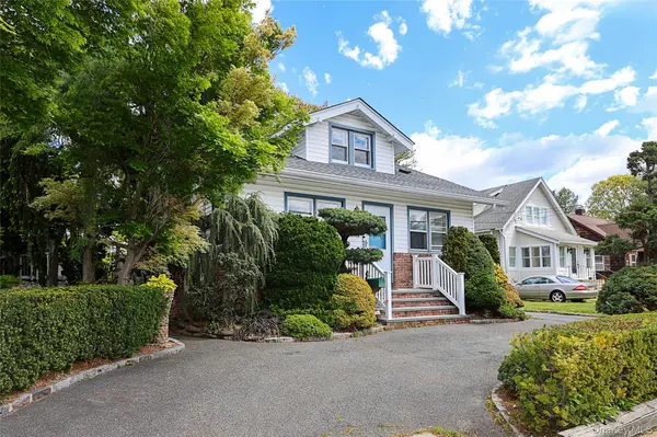515 Elm ST, West Hempstead, NY 11552