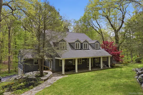 29 E Kinnicutt RD, Pound Ridge, NY 10576