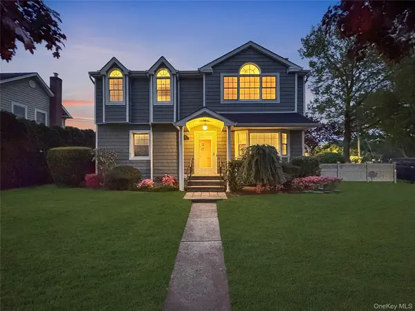 389 Yale RD, Garden City, NY 11530