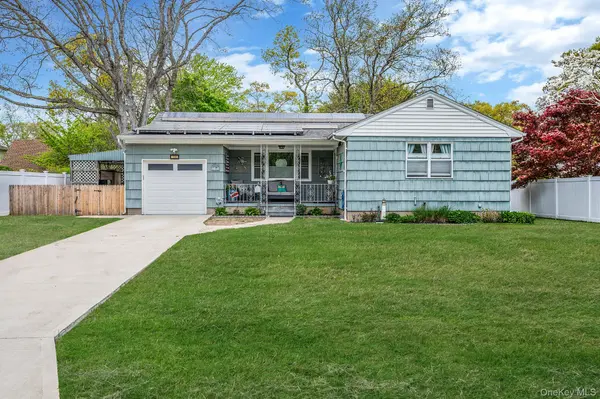 535 Kime AVE, West Islip, NY 11795