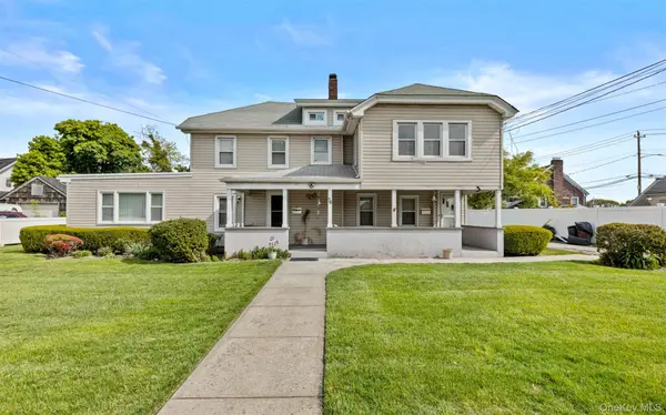 76 Solomon AVE, Inwood, NY 11096