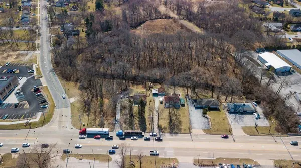 1736 Saint John RD, Schererville, IN 46375