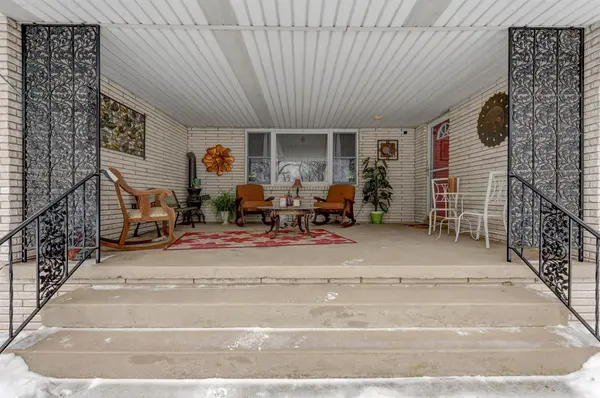 3806 Gill ST, Hobart, IN 46342
