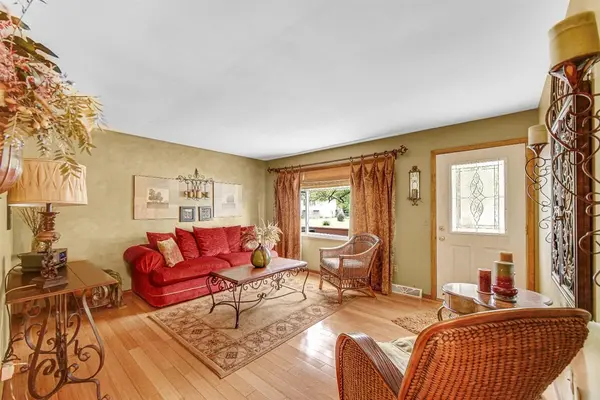 276 Navajo TRL, Lowell, IN 46356