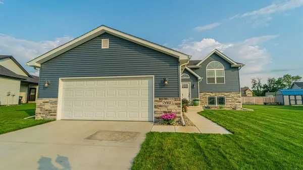 7465 Wrencote CT, Portage, IN 46368