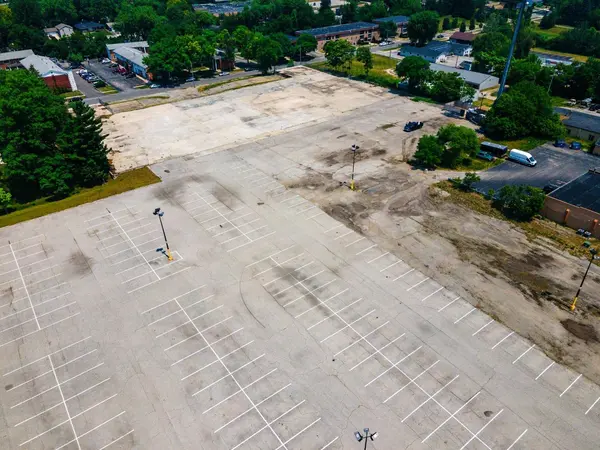 1201-1209 E Lincolnway, Valparaiso, IN 46383
