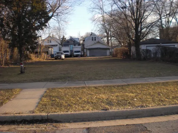 1016 Ames ST, Hammond, IN 46320