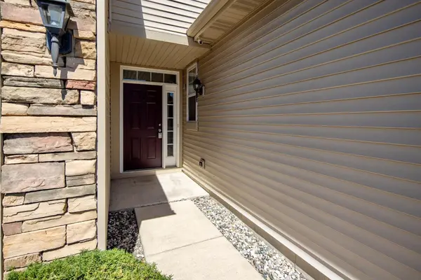 1304 Marigold PL, Schererville, IN 46375
