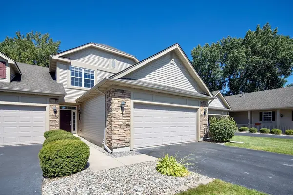 1304 Marigold PL, Schererville, IN 46375