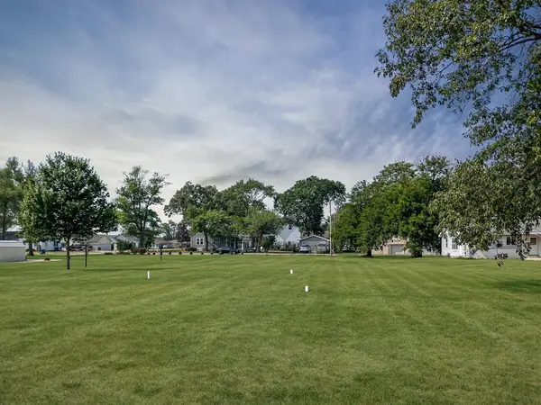 212 8th ST, Demotte, IN 46310