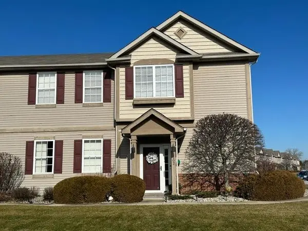 1102 Poppyfield PL #2-R, Schererville, IN 46375