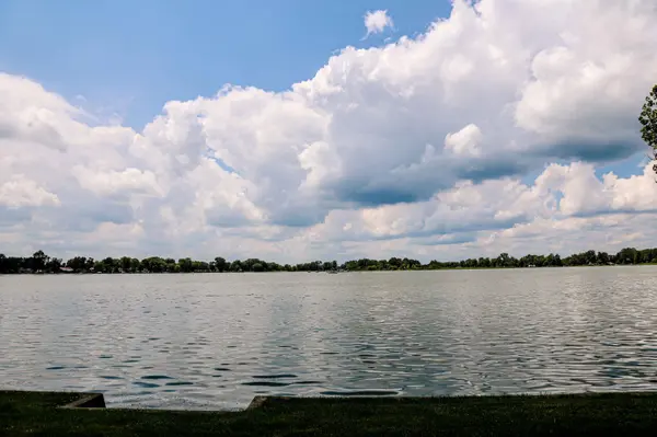 1500 N Lake Shore DR, Kewanna, IN 46939