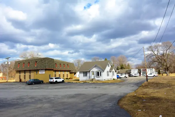 9219 Indianapolis BLVD, Highland, IN 46322