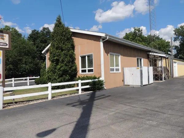 457 S Campbell ST, Valparaiso, IN 46385