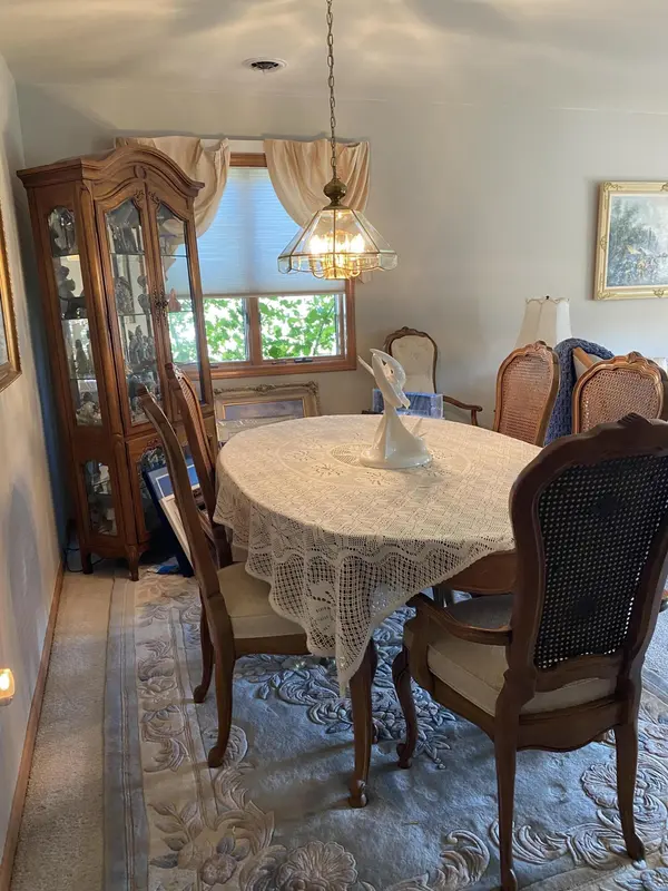 523 Hidden Oak DR, Hobart, IN 46342