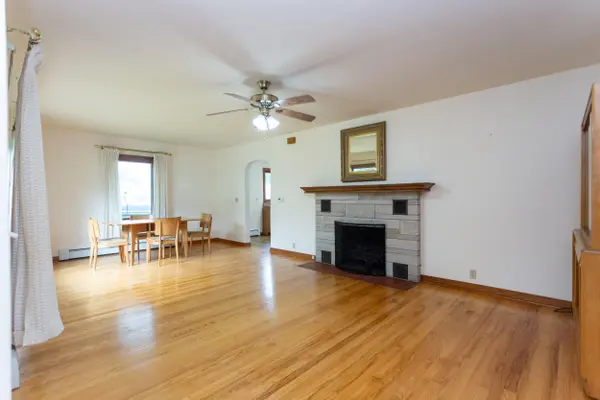 601 E Main ST, La Crosse, IN 46348