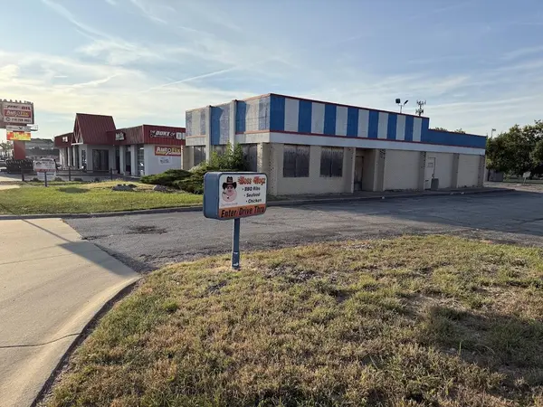 2060 81st AVE, Merrillville, IN 46410