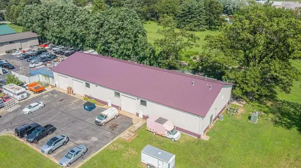139 Gatlin DR, Griffith, IN 46319