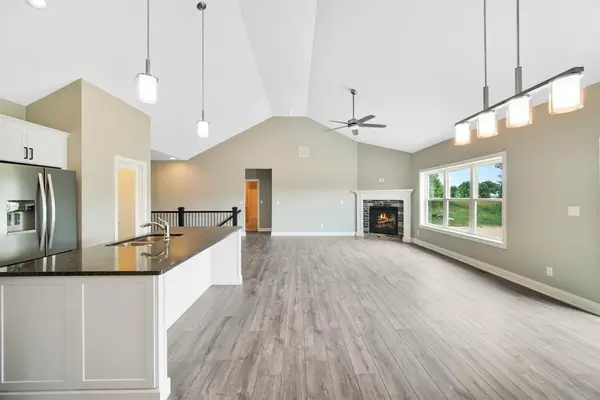 615 Debra Kay DR, Lowell, IN 46356