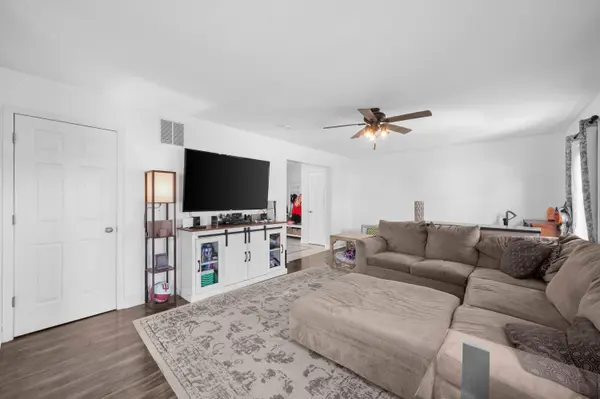607 Independence AVE, Westville, IN 46391