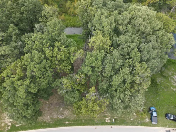 735 Druim TRL, Crown Point, IN 46307