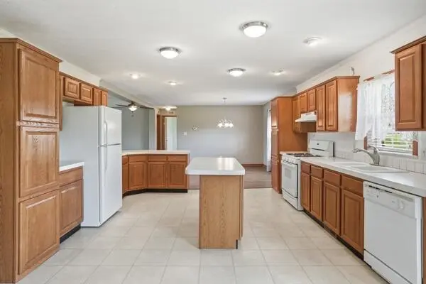 10741 W 141st AVE, Cedar Lake, IN 46303