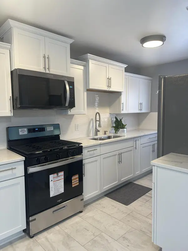 556 Gerry Street, Gary, IN 46406